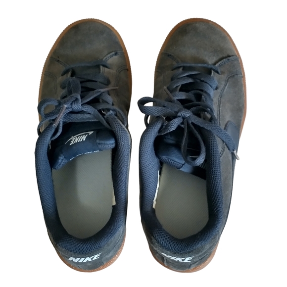 Nike Court Royale Suede Women's Shoes - Picture 7 of 11